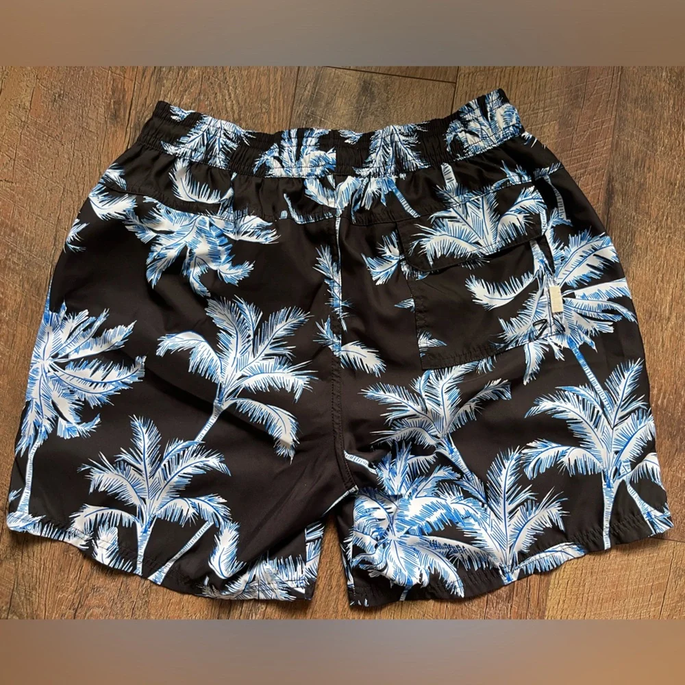 Maaji palm spring Late Afternoon Rituals Swim Trunks‎ boys size XL